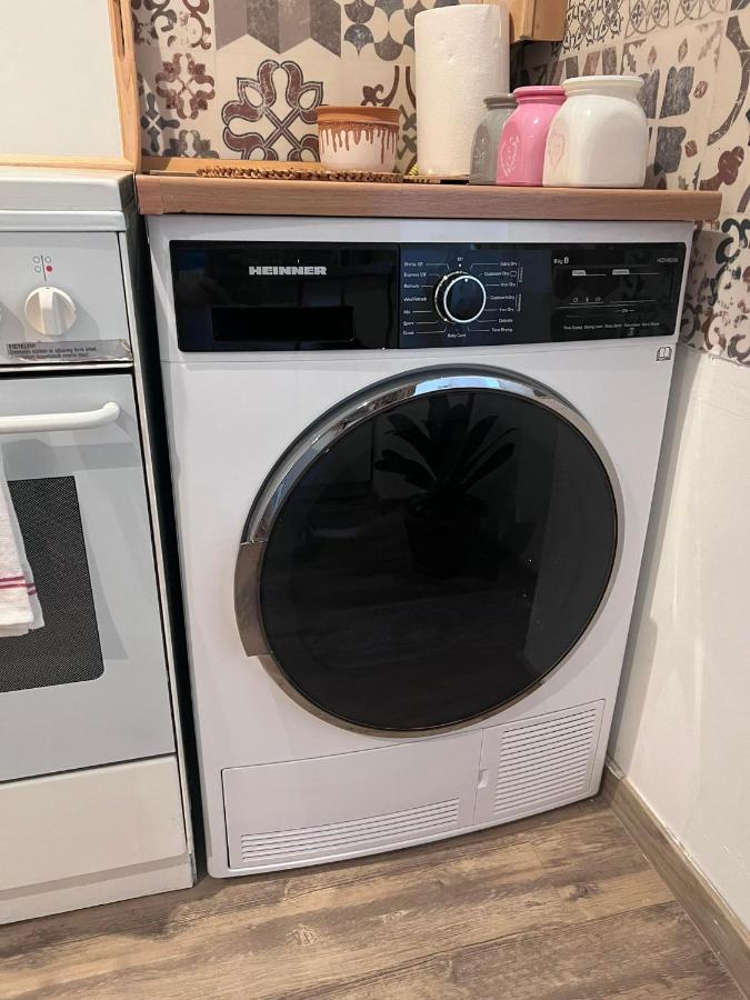 בודפשט Free Parking, Downtown Apartment Near New York Cafe מראה חיצוני תמונה